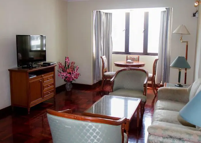 Omni Syncate Hotel 3*