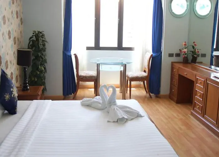 Hotel Omni Syncate 3*