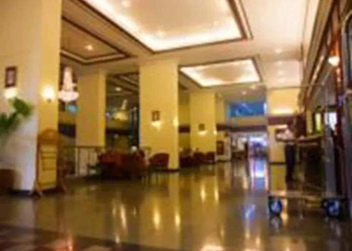Omni Syncate Hotel 3*